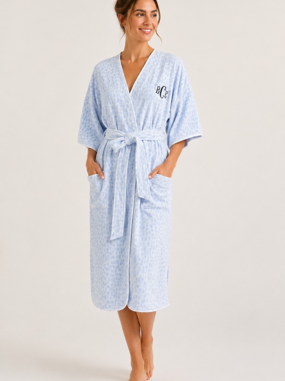 Weezie Women’s Plush Robe Cotton Light Blue Monogrammed 43" Spa Lounge Size XL